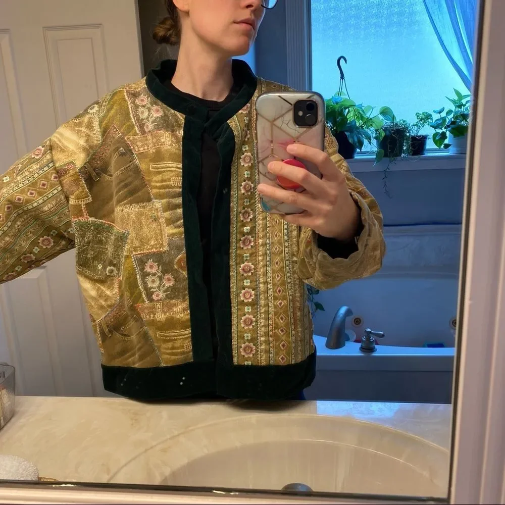 Handmade Green Quilted Jacket - Picture 6 of 7
